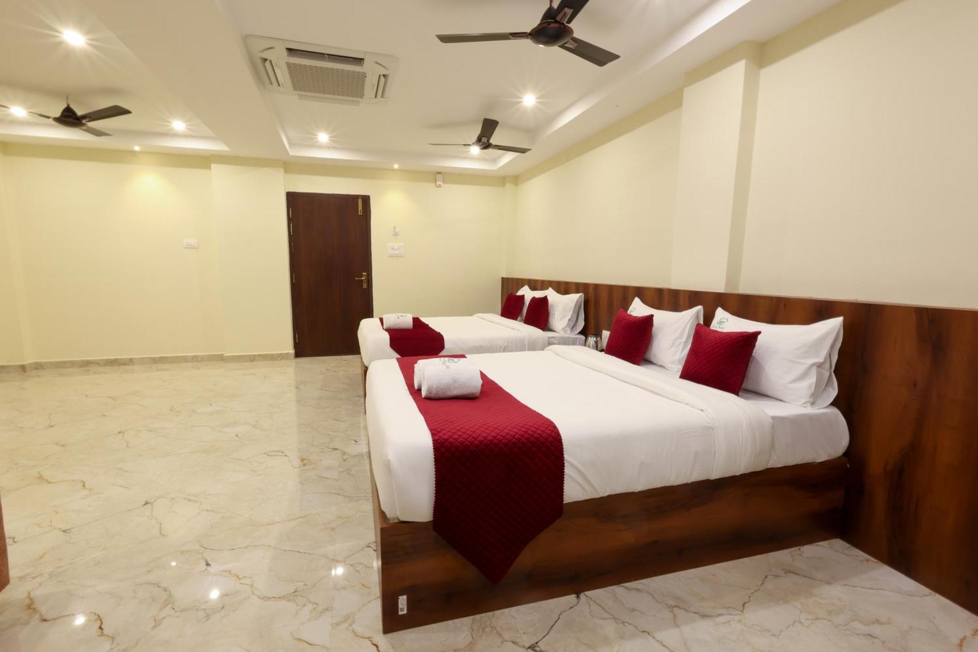 מלון Olive Nest- Tirupati Bus Stand- 300 Meters, Railway Station- 400 Meters מראה חיצוני תמונה