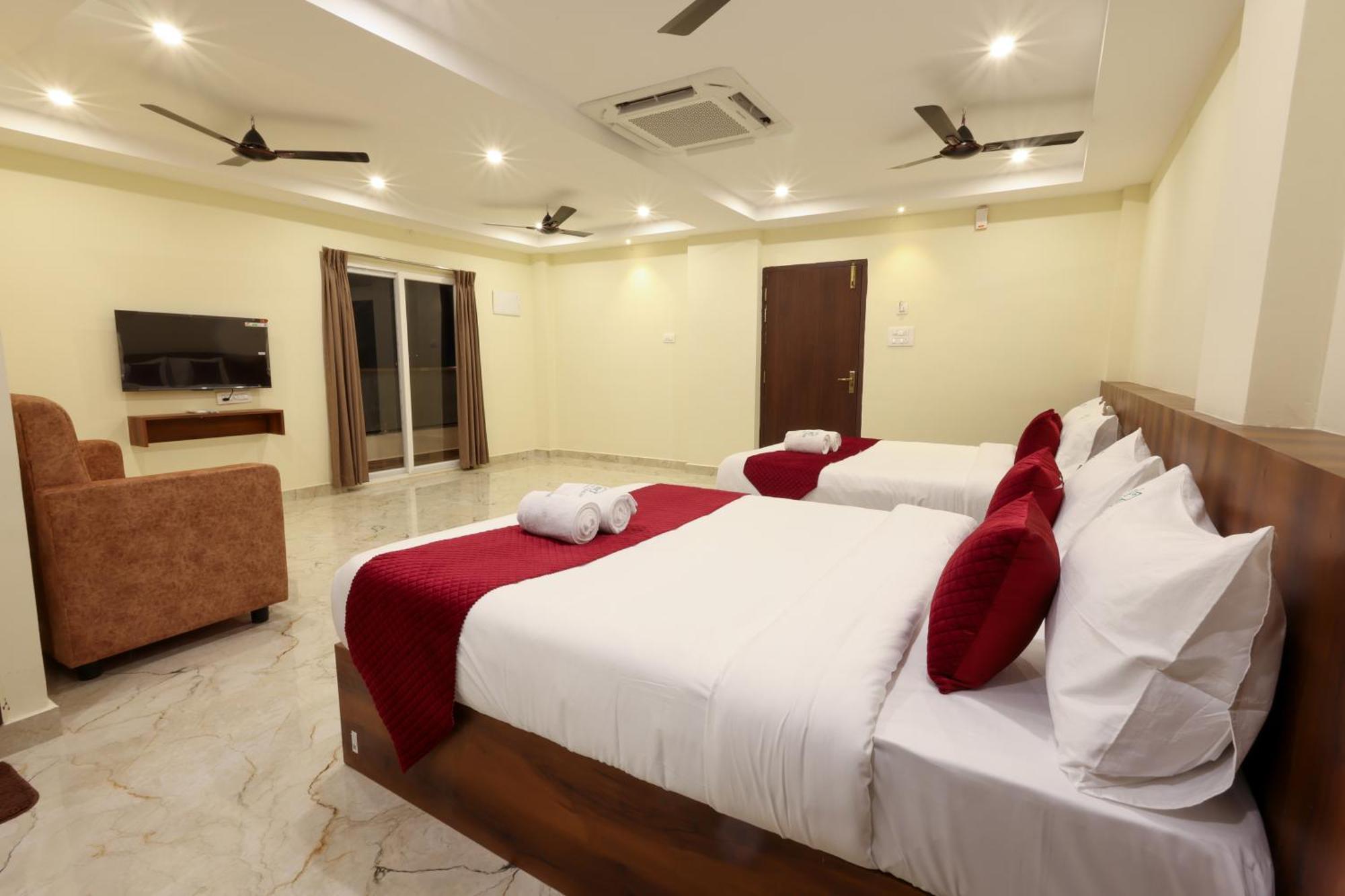 מלון Olive Nest- Tirupati Bus Stand- 300 Meters, Railway Station- 400 Meters מראה חיצוני תמונה
