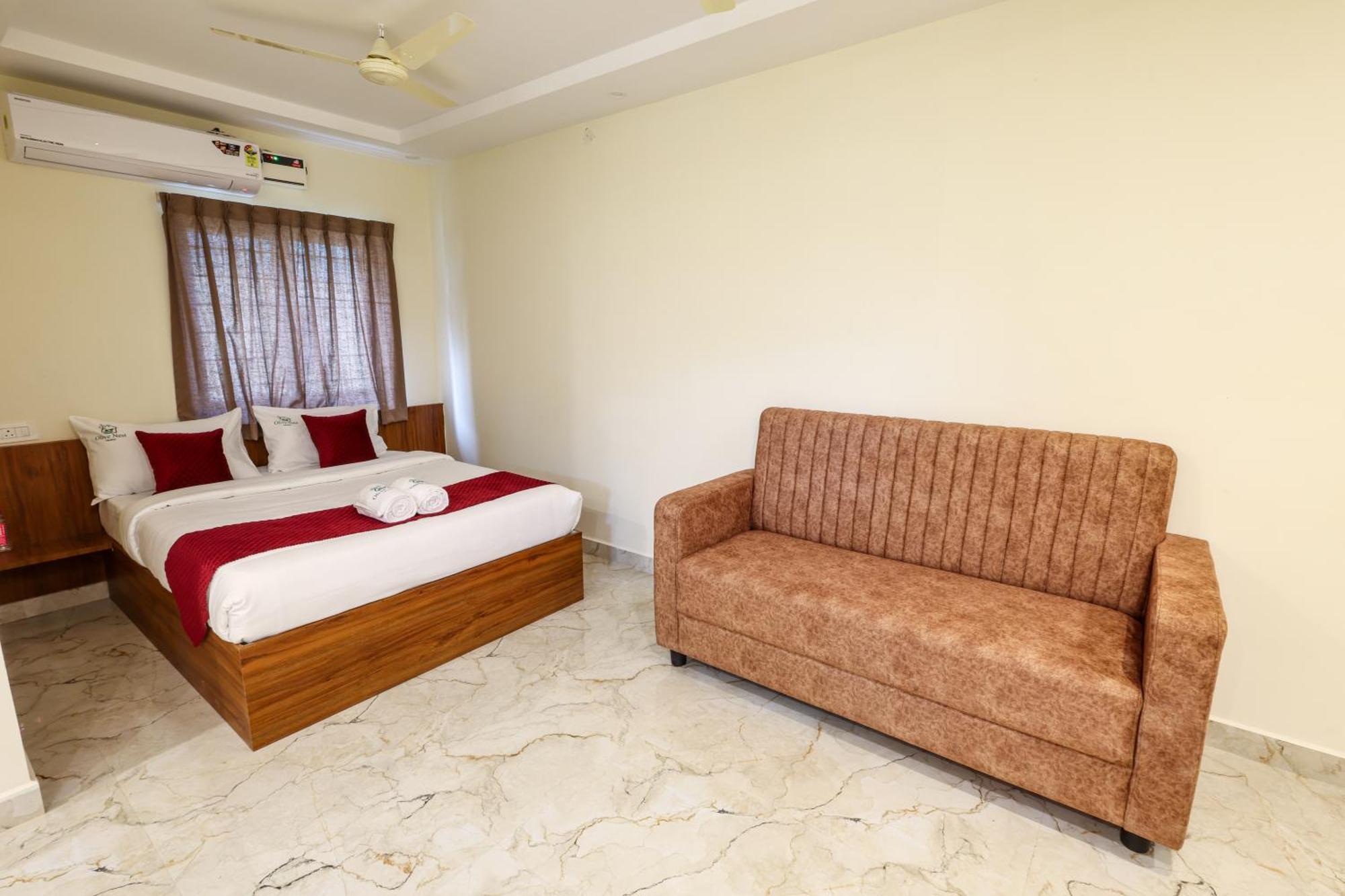 מלון Olive Nest- Tirupati Bus Stand- 300 Meters, Railway Station- 400 Meters מראה חיצוני תמונה