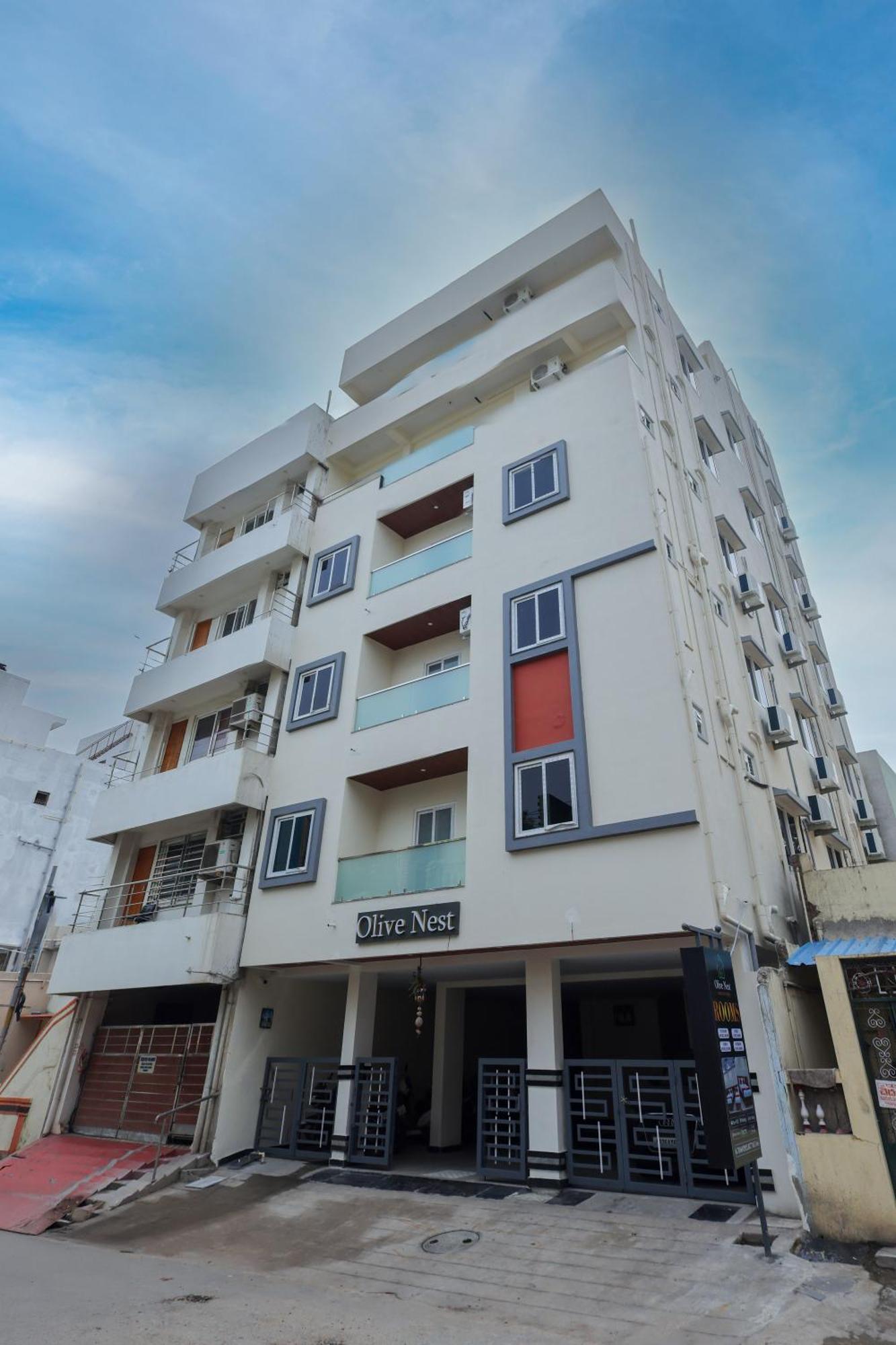 מלון Olive Nest- Tirupati Bus Stand- 300 Meters, Railway Station- 400 Meters מראה חיצוני תמונה