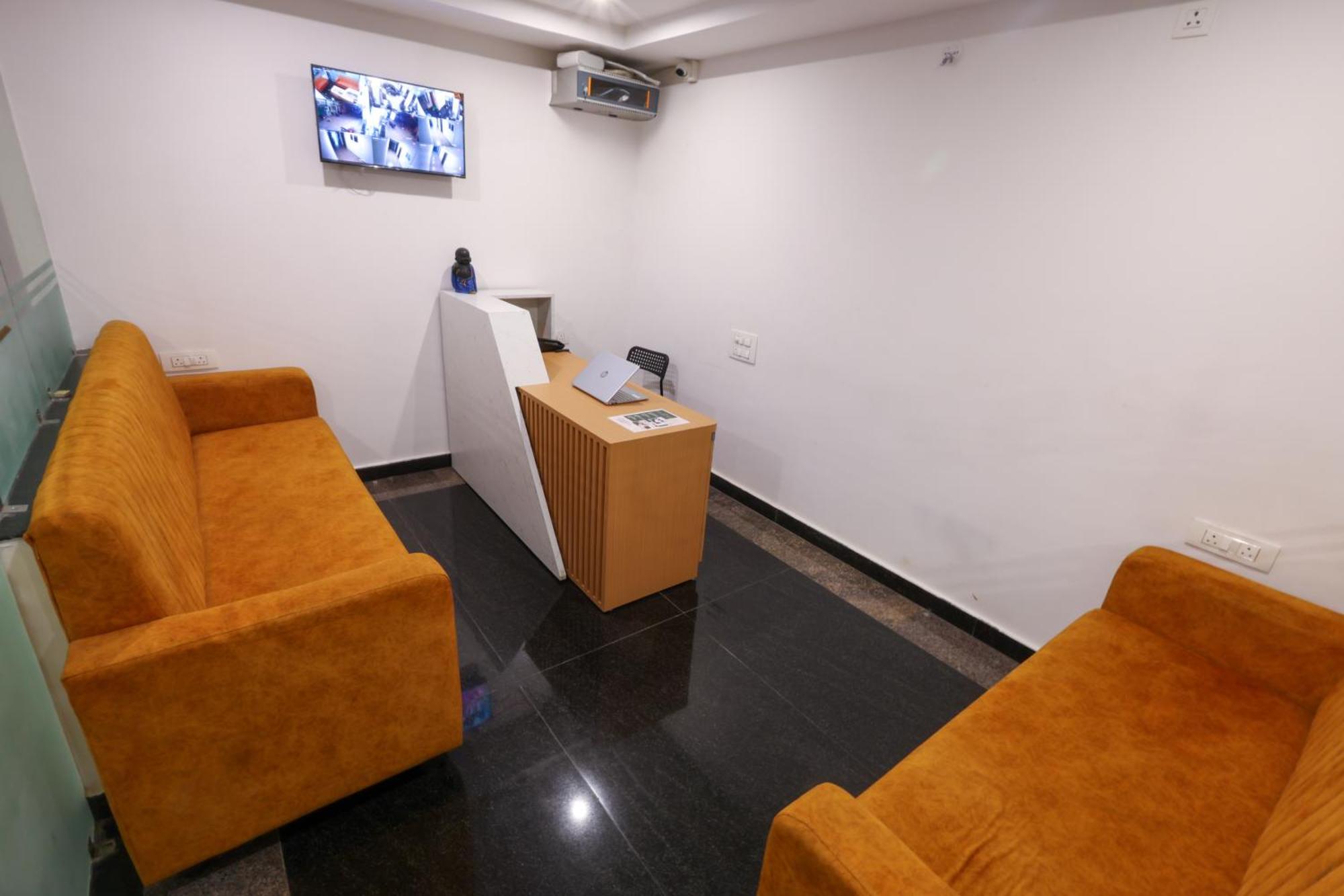 מלון Olive Nest- Tirupati Bus Stand- 300 Meters, Railway Station- 400 Meters מראה חיצוני תמונה
